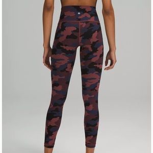 Wunder Under High-Rise Tight 25" 
Full-On Luxtreme